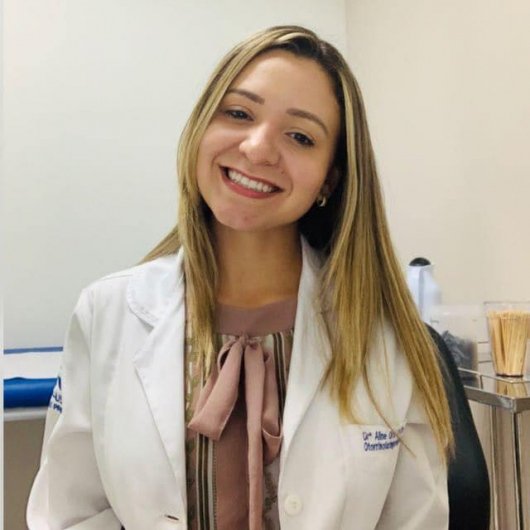 Dra. Aline Orsi Branco