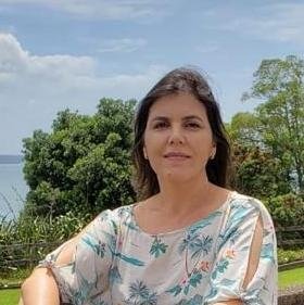 Dra. Eliane Revoredo