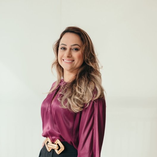 Dra. Juliana Castrillon Marques Lima
