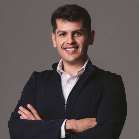 Dr. Ramon Uchoa