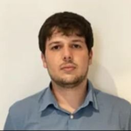 Dr. Lucas Santanna Peres