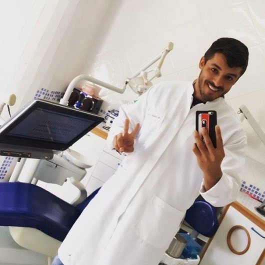 Dr. Eduardo Quintanilha