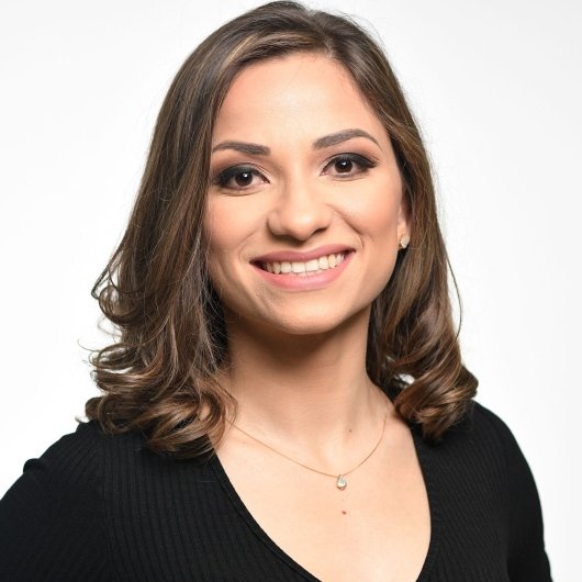 Dra. Bruna Taveira
