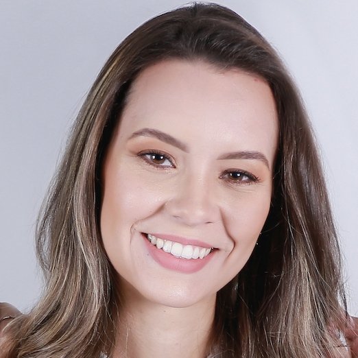Dra. Stefane Semenoff