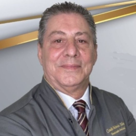 Dr. Claudio Silva
