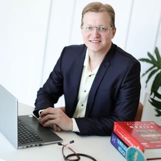 Dr. Gabriel Zilki