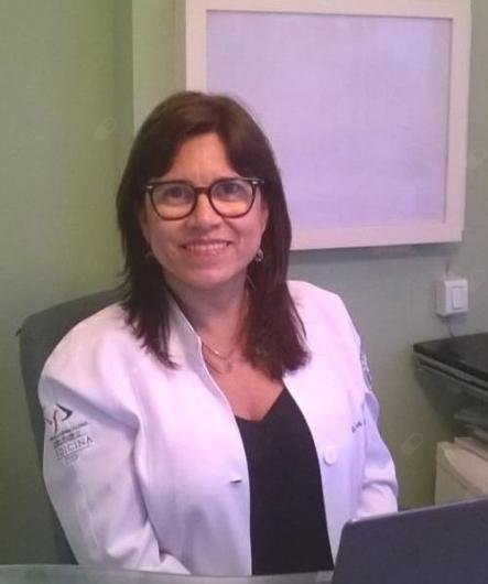 Dra. Isabelle Pereira Soares