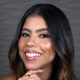 Dra. Natállia Souza