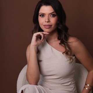 Dra. Mayara Vieira de Araújo