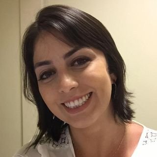 Dra. Mariana Tavares