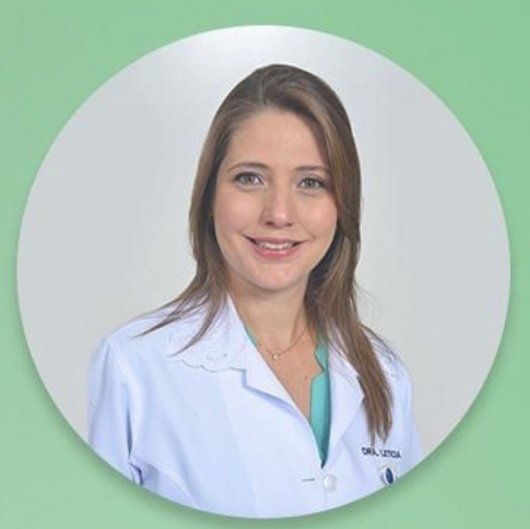 Dra. Leticia Cantelli Daud Alves