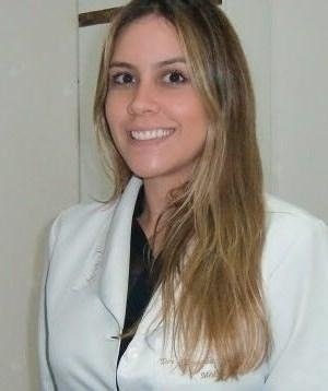 Dra. Fernanda Bastos Sales
