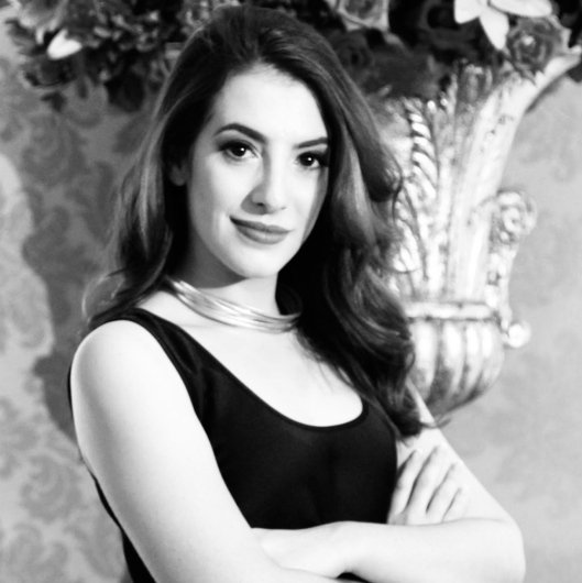Dra. Natalia Sardinha
