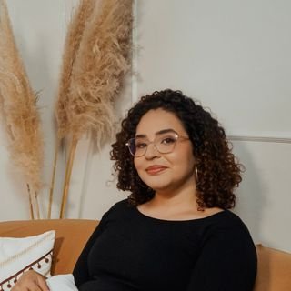 Elizabeth Fernandes Ribeiro .
