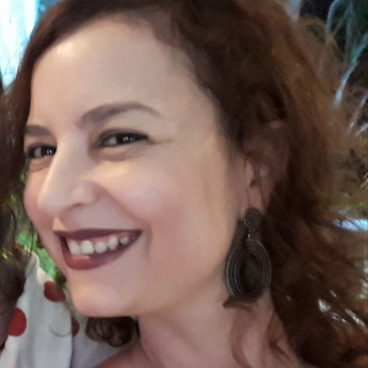 Dra. Mariana Abreu Mayerhoffer