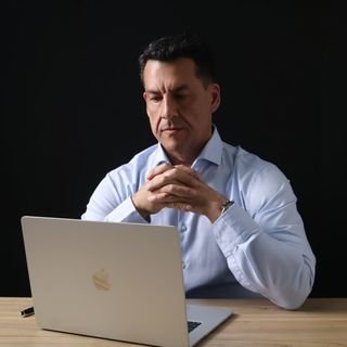 Dr. Jose Fernando Farao