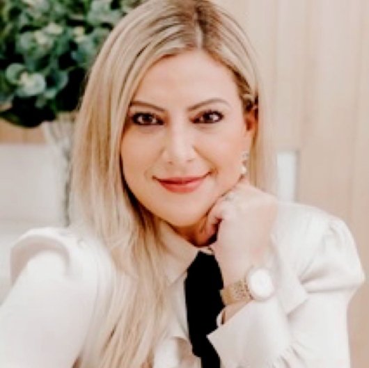 Dra. Monique Soares Ukawa