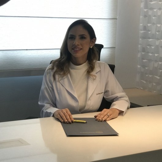 Dra. Aline Ballut Orlando