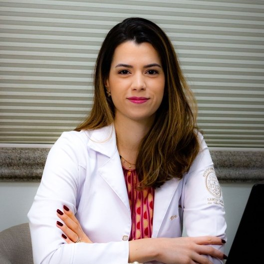 Dra. Barbara Sousa