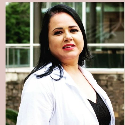 Dra. Giselle Cristina dos Reis Souza