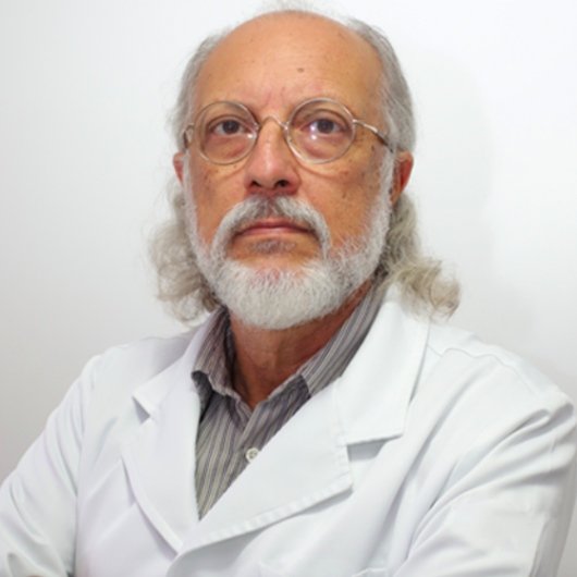 Dr. Paulo César Faria