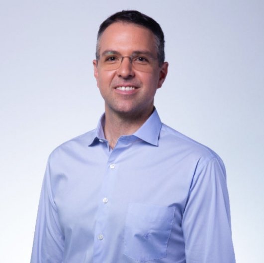 Dr. Fábio Almeida
