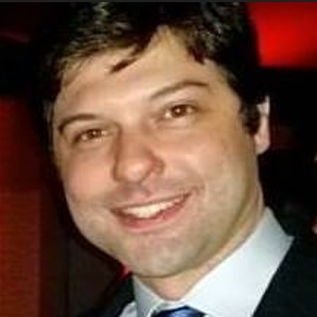 Dr. Alex Aparecido Cantador