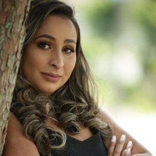 Débora Borges