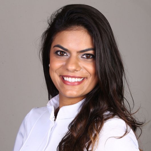 Dra. Andressa Vasconcelos