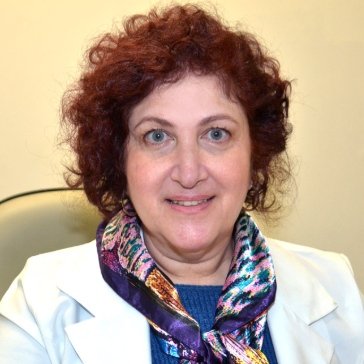 Dra. Danielle Astrig Keusseyan