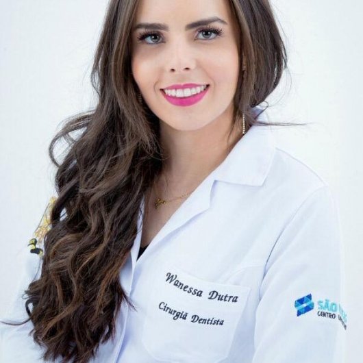 Dra. Wanessa Dutra