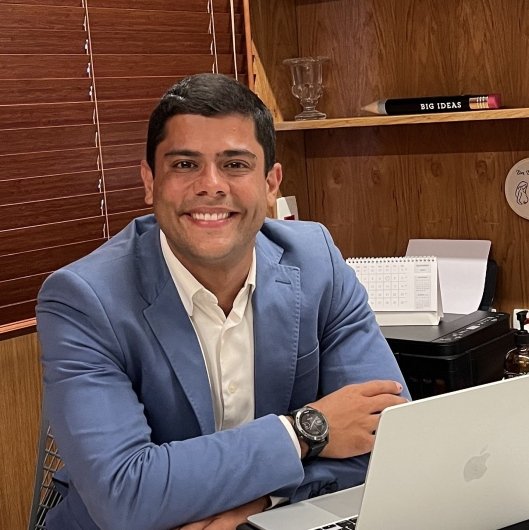 Dr. Vinícius Araújo