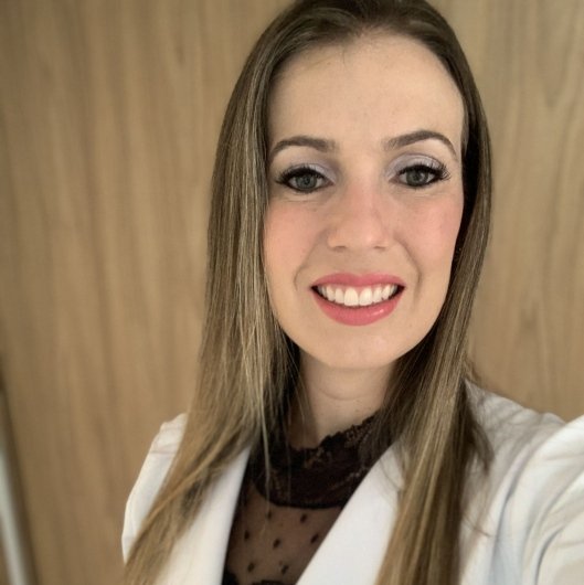 Dra. Fabianne Donadio Cordeiro