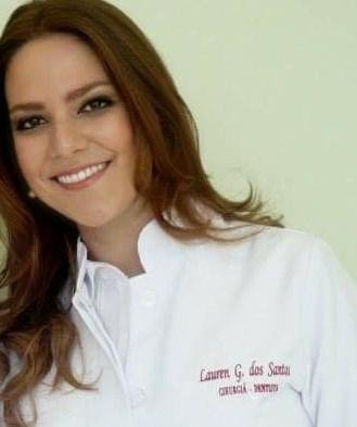 Dra. Lauren Grandi dos Santos