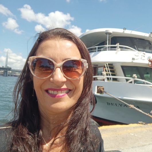 Dra. Adriana Maria De Almeida