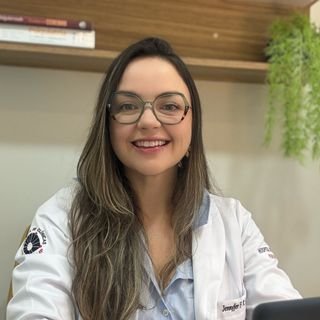 Dra. Jennyfer Domingues