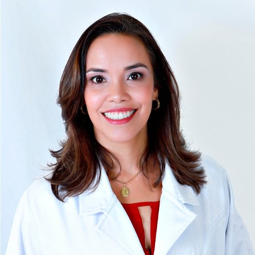 Dra. Adriana Ferreira Barros Areal