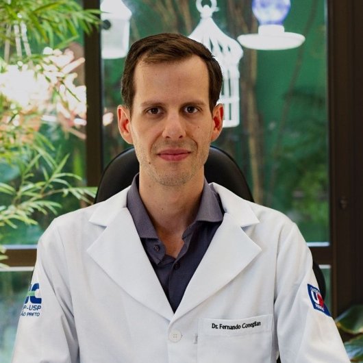 Dr. Fernando Coneglian