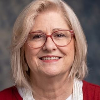 Dra. Marta Ana Jezierski