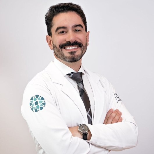 Dr. Rodrigo Barbosa