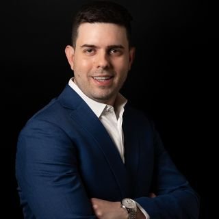 Dr. Raphael Bacco