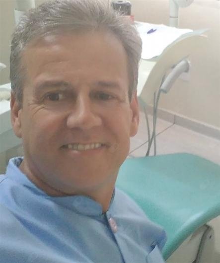 Dr. Carlos José Teixeira Pinho