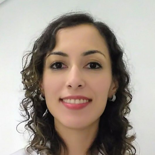Dra. Ana Priscila Freitas Lemos