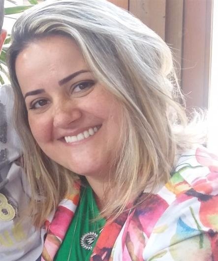 Luciana de Oliveira Amaral Ferreira