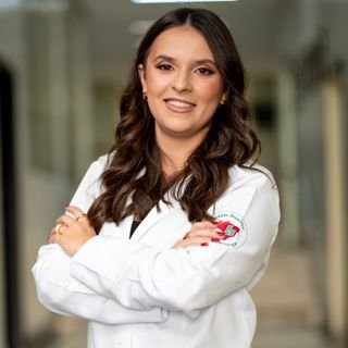 Dra. Beatriz Araujo Conrado
