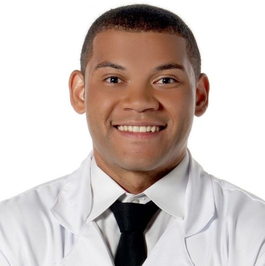 Dr. Lucas Duarte