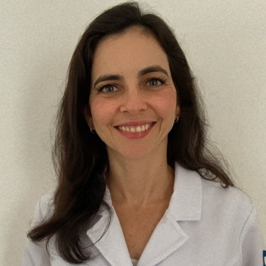Dra. Carla Kerr Pontes