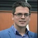 Dr. Ruiter Botinelly