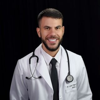 Dr. Lucas Cheade