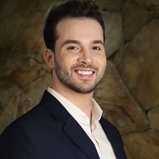 Dr. Ademar Delfino